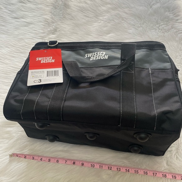 NWT-Swiss Design Black Multi-Pocket Utility Bag - Picture 2 of 7